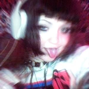 Meet your Posher, Luna